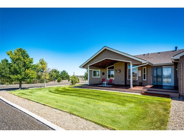 859 Shoshone St, Strasburg, CO 80136