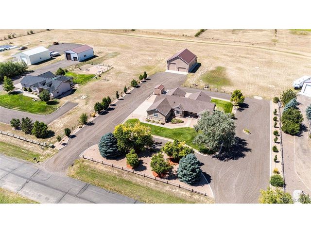 859 Shoshone St, Strasburg, CO 80136