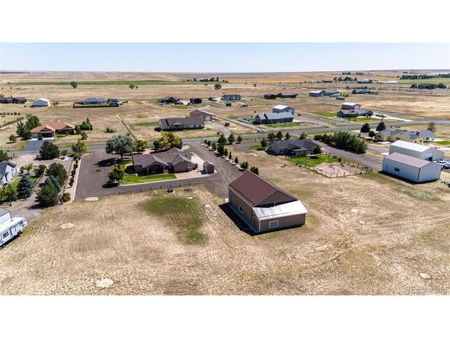 859 Shoshone St, Strasburg, CO 80136