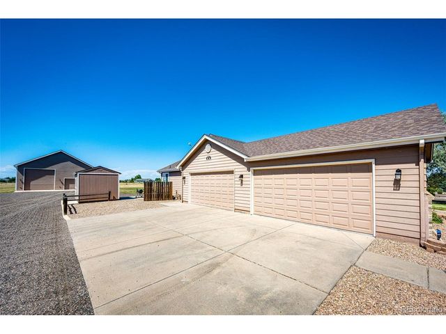 859 Shoshone St, Strasburg, CO 80136