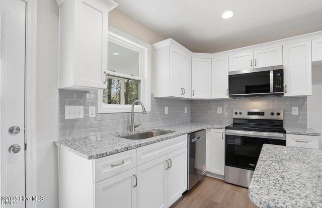 214 Rae Street, Warsaw, NC 28398