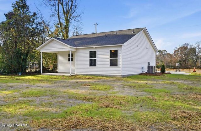 214 Rae Street, Warsaw, NC 28398