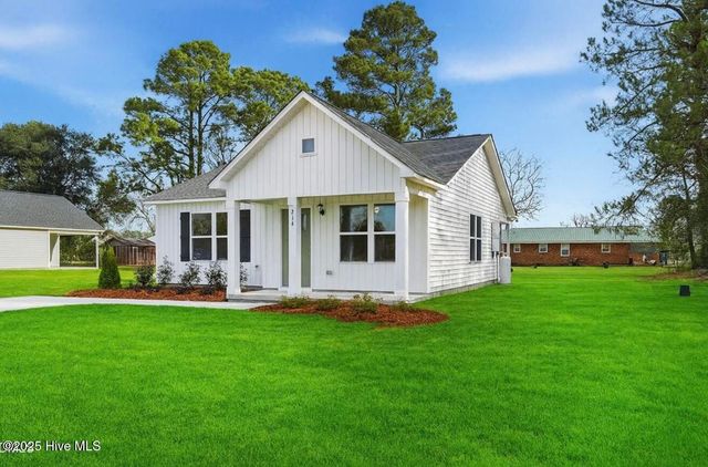 214 Rae Street, Warsaw, NC 28398