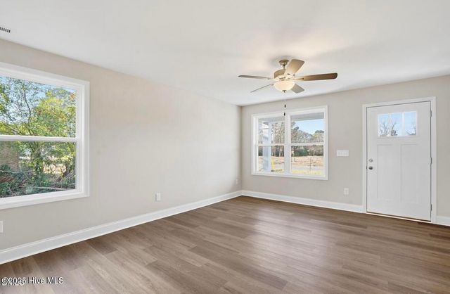 214 Rae Street, Warsaw, NC 28398