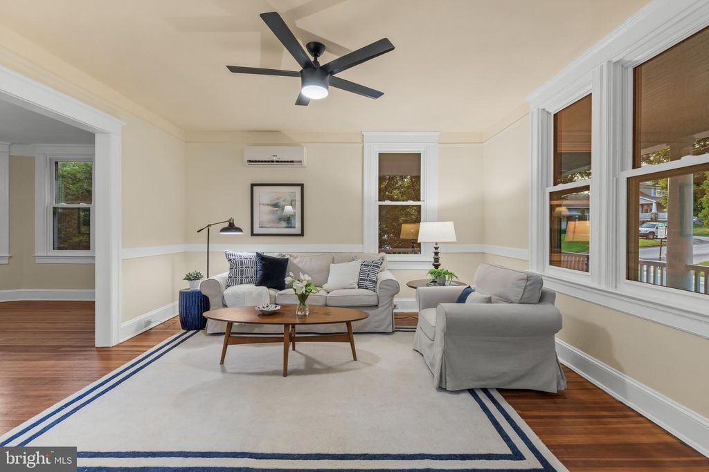 Image 10 of property listing at 5115 MAPLE PARK AVE, Baltimore, MD 21207