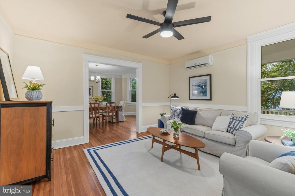 Image 11 of property listing at 5115 MAPLE PARK AVE, Baltimore, MD 21207