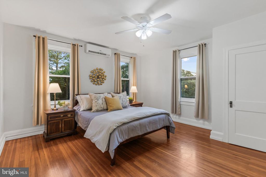 Image 20 of property listing at 5115 MAPLE PARK AVE, Baltimore, MD 21207