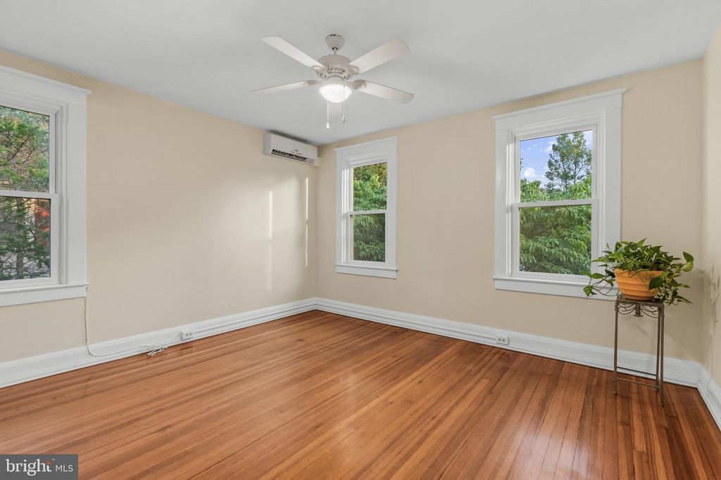 Image 26 of property listing at 5115 MAPLE PARK AVE, Baltimore, MD 21207
