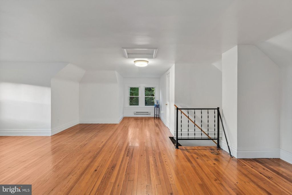 Image 28 of property listing at 5115 MAPLE PARK AVE, Baltimore, MD 21207
