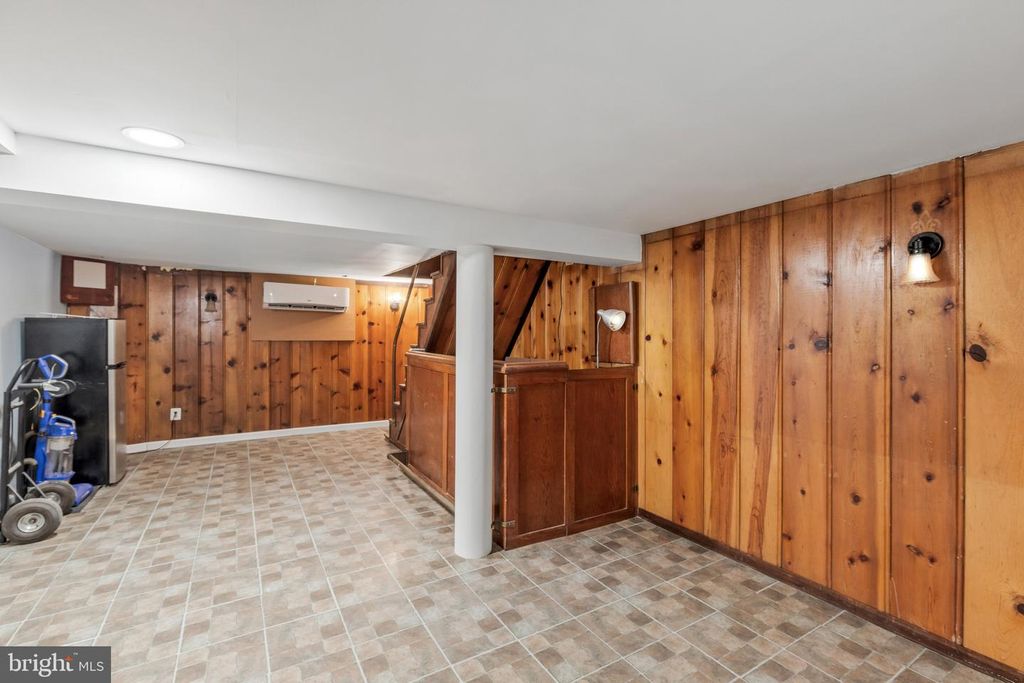 Image 30 of property listing at 5115 MAPLE PARK AVE, Baltimore, MD 21207