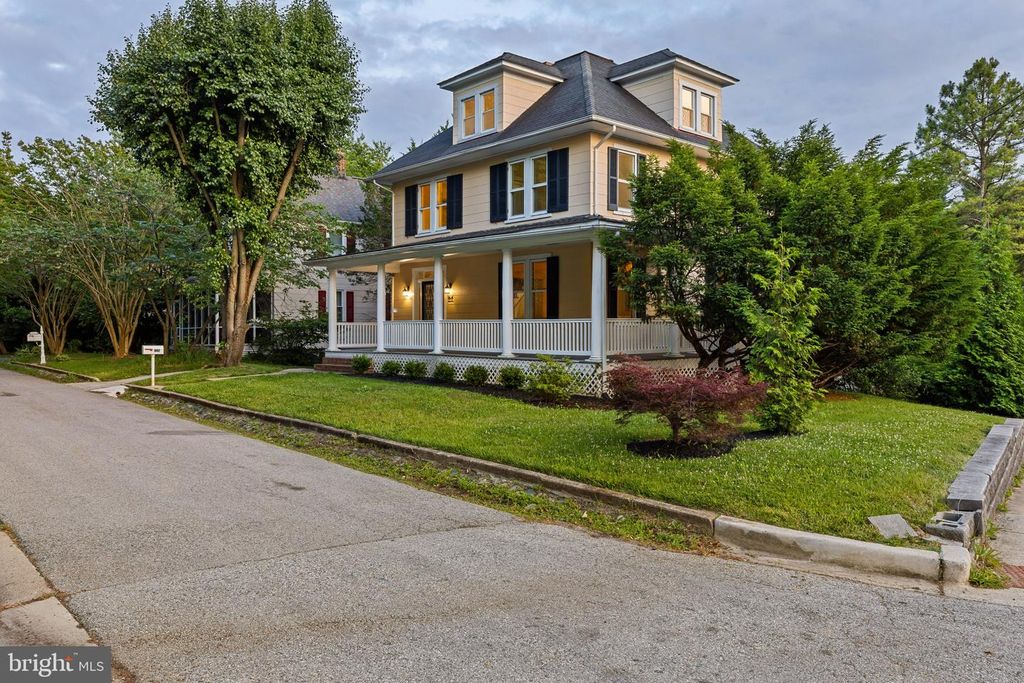 Image 42 of property listing at 5115 MAPLE PARK AVE, Baltimore, MD 21207