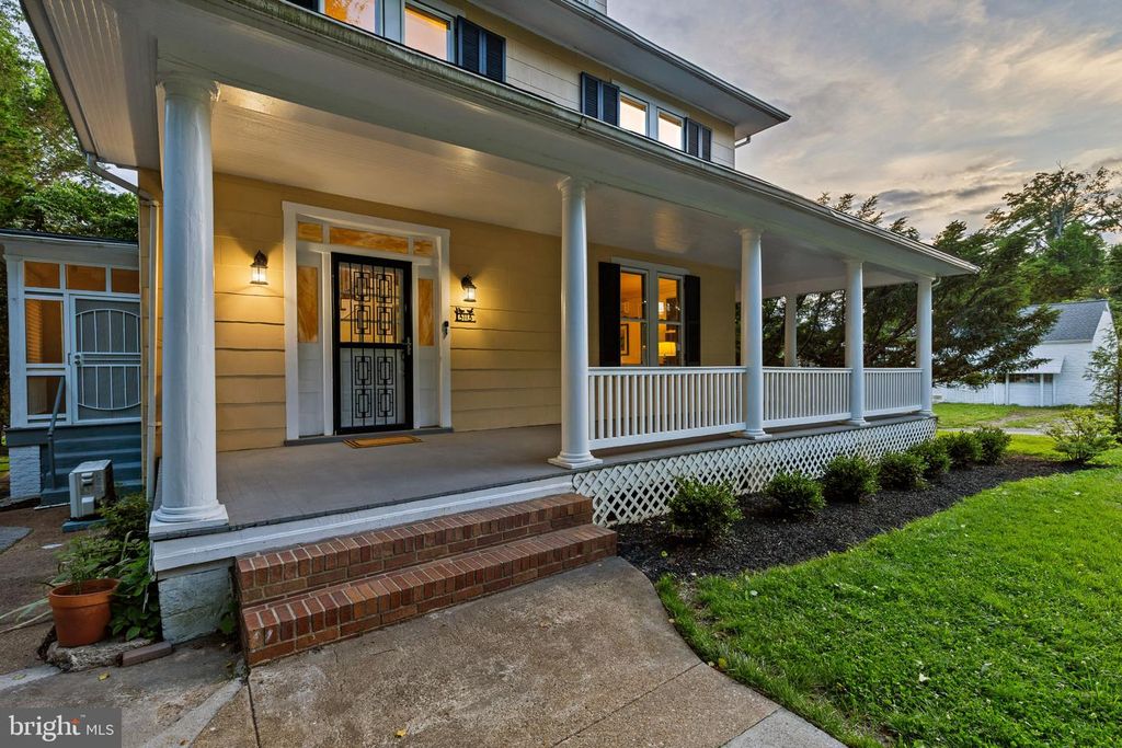 Image 43 of property listing at 5115 MAPLE PARK AVE, Baltimore, MD 21207