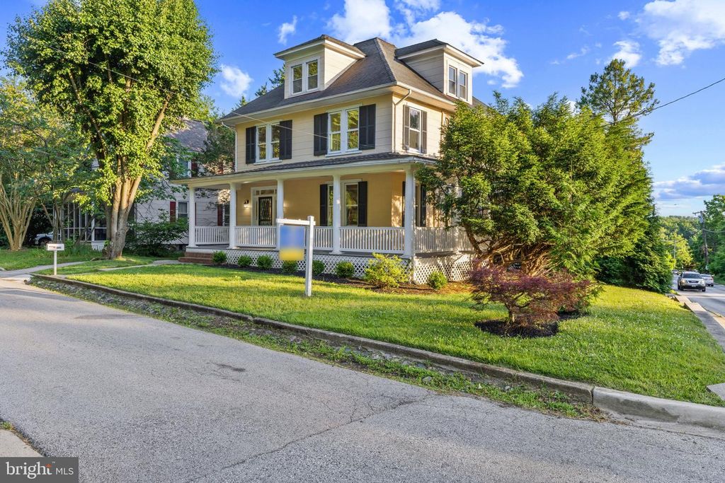 Image 46 of property listing at 5115 MAPLE PARK AVE, Baltimore, MD 21207