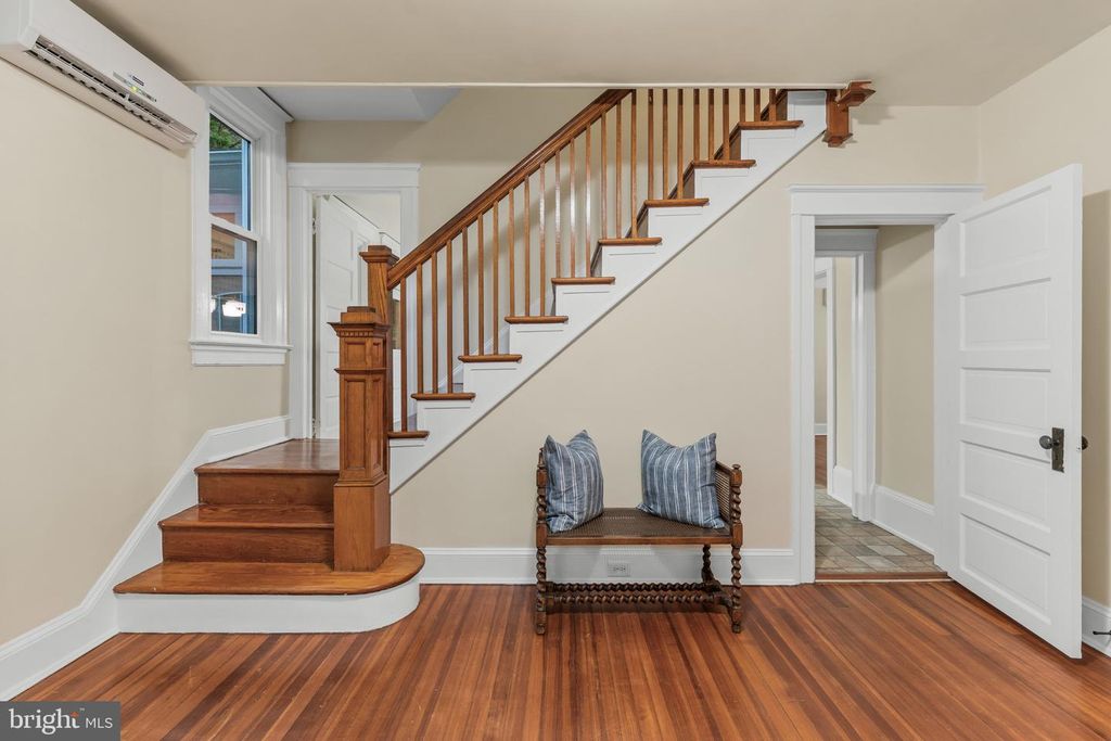 Image 7 of property listing at 5115 MAPLE PARK AVE, Baltimore, MD 21207