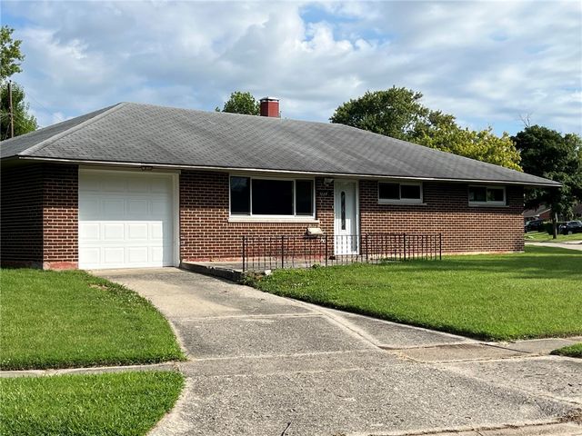 5669 Traymore Drive, Huber Heights, OH 45424