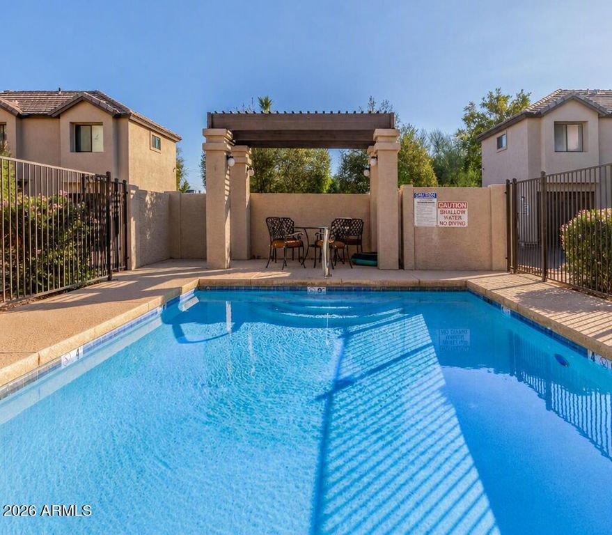 4316 E AVALON Drive 7, Phoenix, AZ 85018 — photo 2