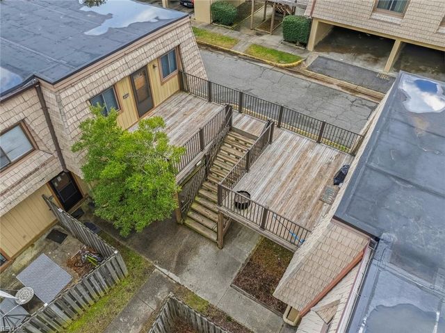 1525 Malibu PL, Newport News, VA 23608