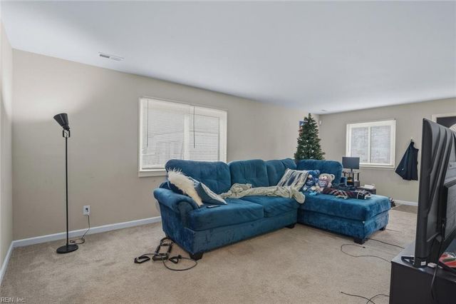 1525 Malibu PL, Newport News, VA 23608