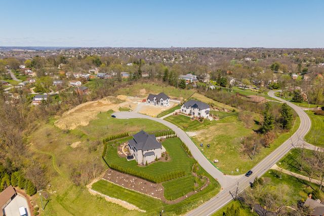2210 Tree Top Lane LANE, Upper St Clair, PA 15241