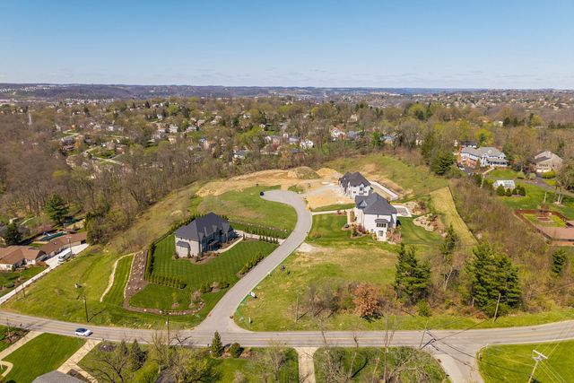 2210 Tree Top Lane LANE, Upper St Clair, PA 15241