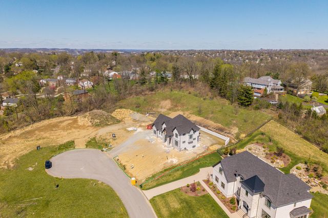 2210 Tree Top Lane LANE, Upper St Clair, PA 15241