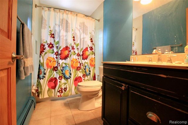 3515 Lahring, Linden, MI 48451