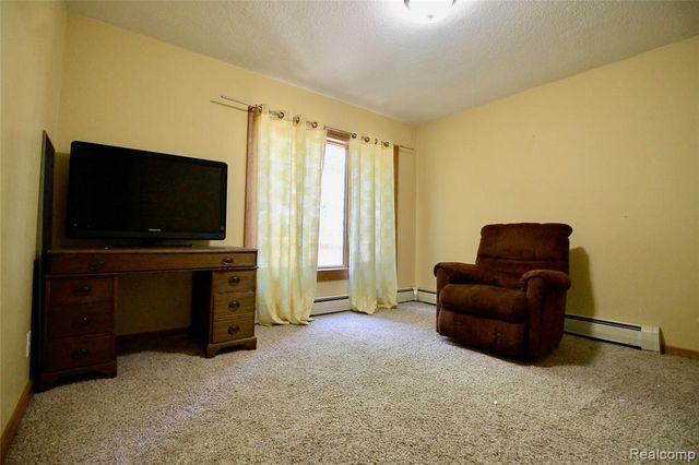 3515 Lahring, Linden, MI 48451