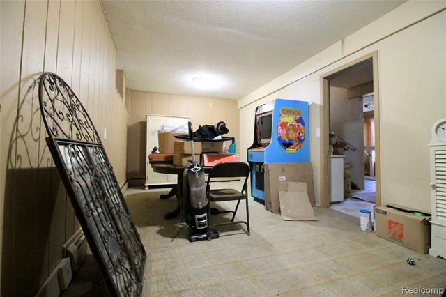 3515 Lahring, Linden, MI 48451