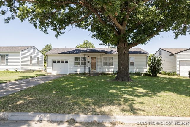 3743 W 45th Street, Tulsa, OK 74107