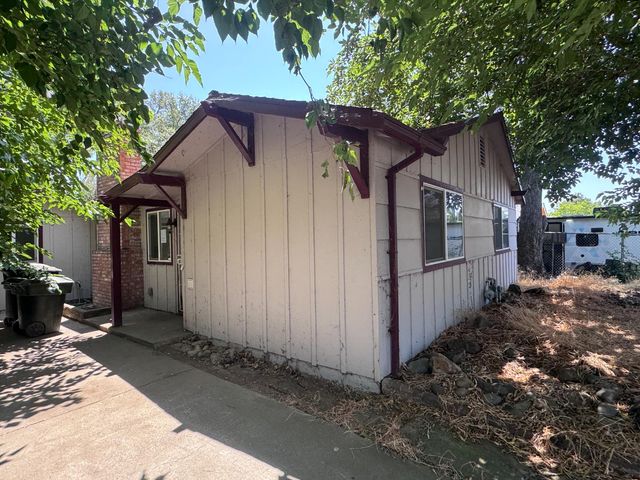 5734 La Field Dr, Fair Oaks, CA 95628