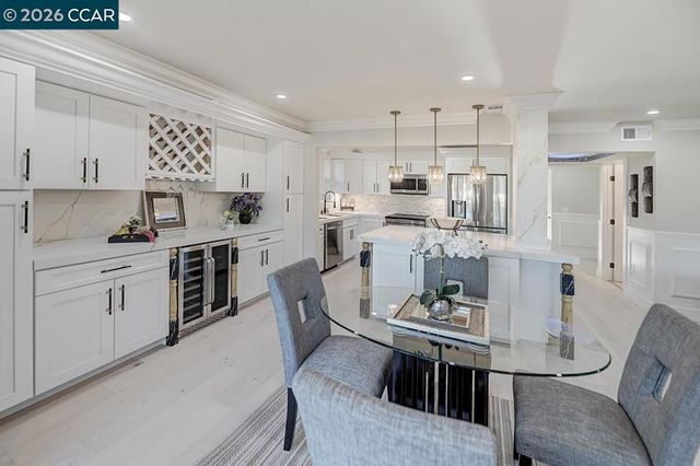 2601 Pine Knoll Dr 16, Walnut Creek, CA 94595