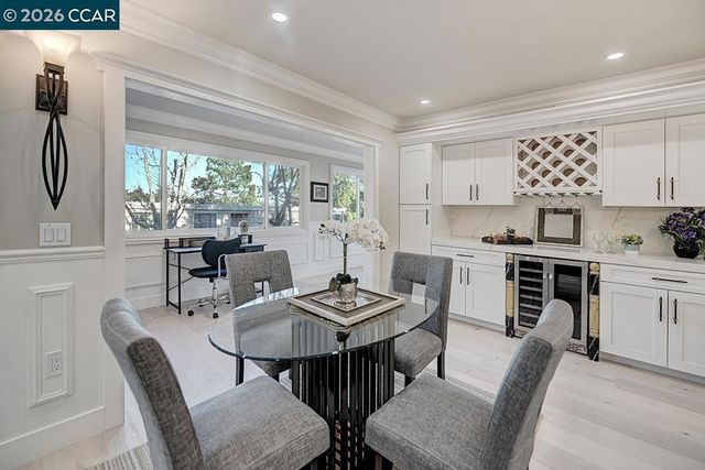 2601 Pine Knoll Dr 16, Walnut Creek, CA 94595