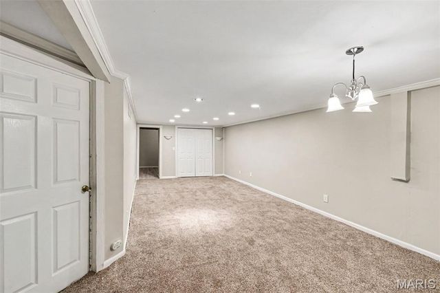 1260 Bobolink Drive, Florissant, MO 63031