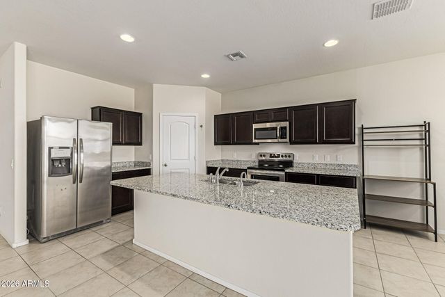 16665 N LUNA Drive, Maricopa, AZ 85138