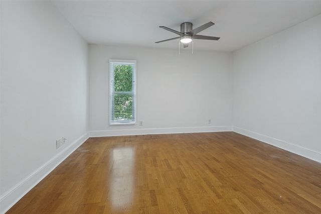 5932 Sandhurst Lane 216, Dallas, TX 75206