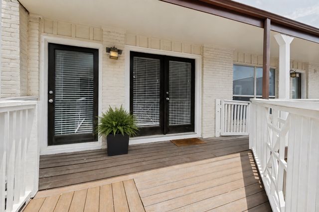 5932 Sandhurst Lane 216, Dallas, TX 75206