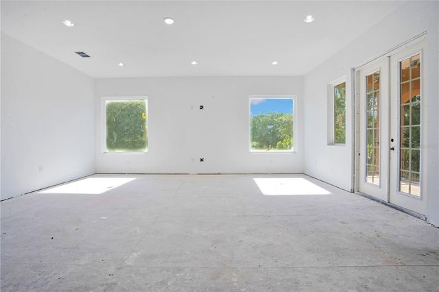 818 LAKE AGNES DRIVE, Polk City, FL 33868