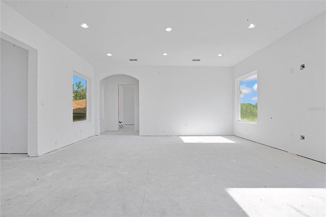 818 LAKE AGNES DRIVE, Polk City, FL 33868