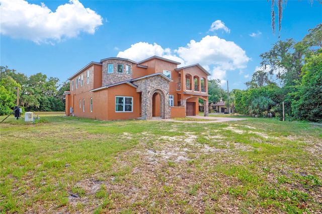818 LAKE AGNES DRIVE, Polk City, FL 33868
