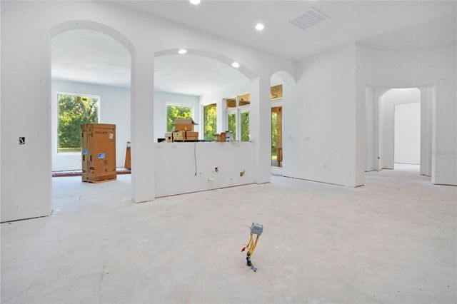 818 LAKE AGNES DRIVE, Polk City, FL 33868
