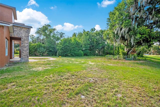 818 LAKE AGNES DRIVE, Polk City, FL 33868