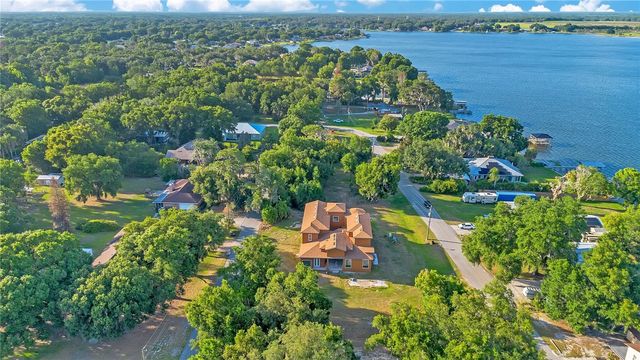 818 LAKE AGNES DRIVE, Polk City, FL 33868