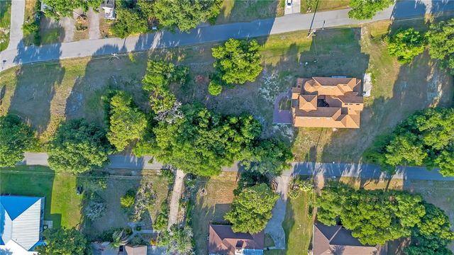 818 LAKE AGNES DRIVE, Polk City, FL 33868