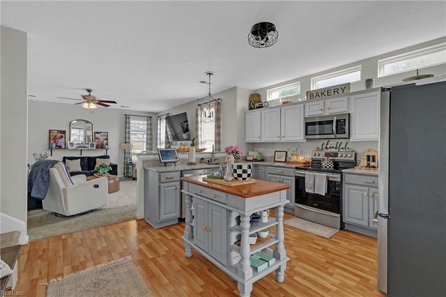 6181 Roland Smith DR, Gloucester, VA 23061