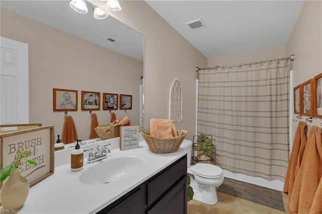 6181 Roland Smith DR, Gloucester, VA 23061