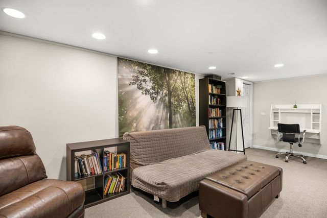 1342 Chillem Drive, Batavia, IL 60510