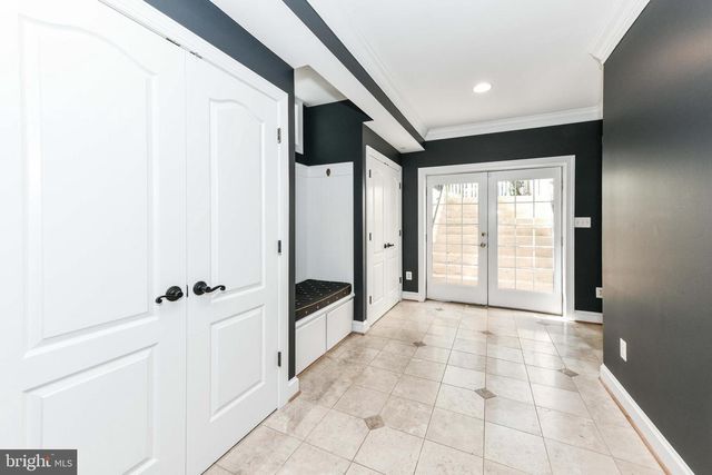 19854 ANNENBERG DR, Ashburn, VA 20147