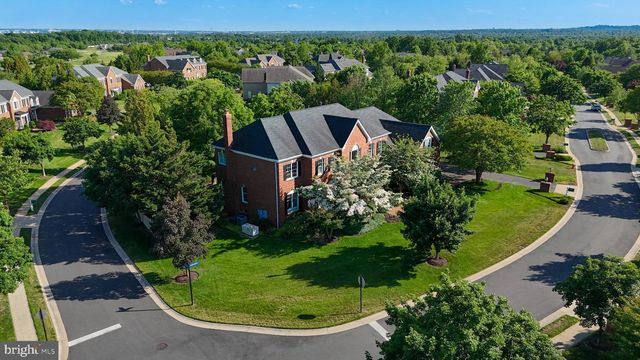 19854 ANNENBERG DR, Ashburn, VA 20147