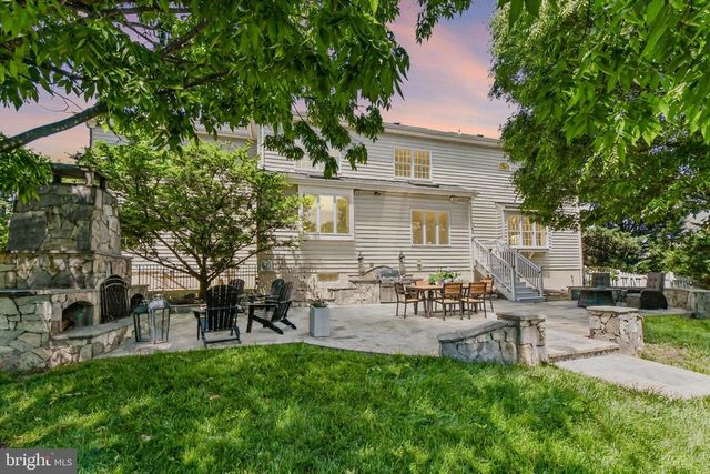 19854 ANNENBERG DR, Ashburn, VA 20147