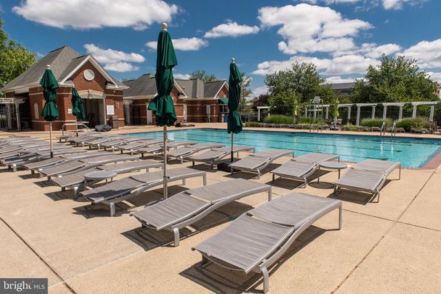 19854 ANNENBERG DR, Ashburn, VA 20147